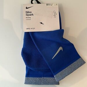 NWT Dri-fit Crew Running Socks